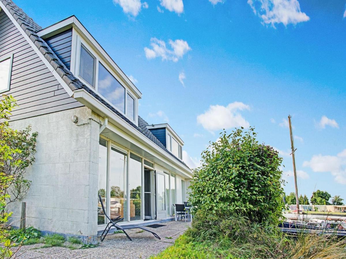 Waterfront Holiday Home With Jetty Boornzwaag over de Wielen 外观 照片