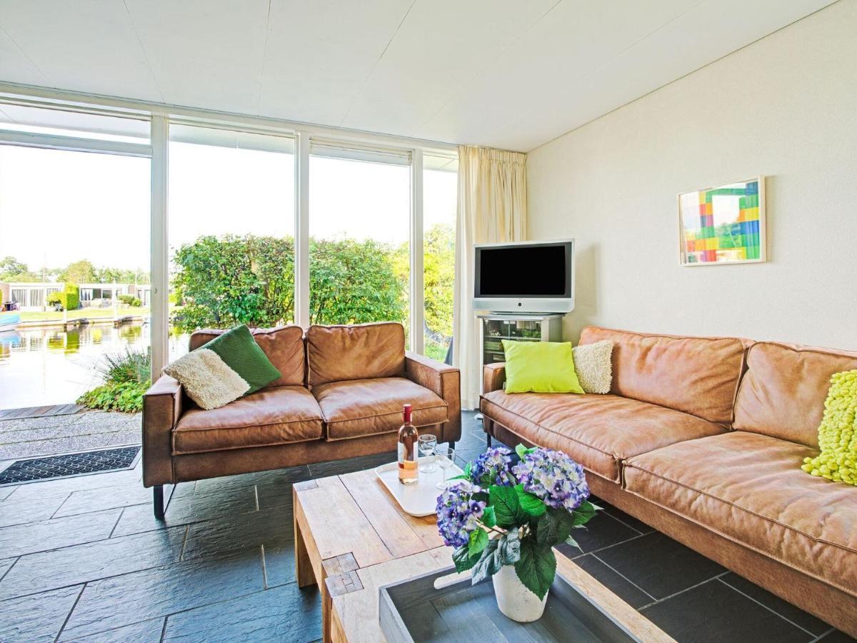 Waterfront Holiday Home With Jetty Boornzwaag over de Wielen 外观 照片
