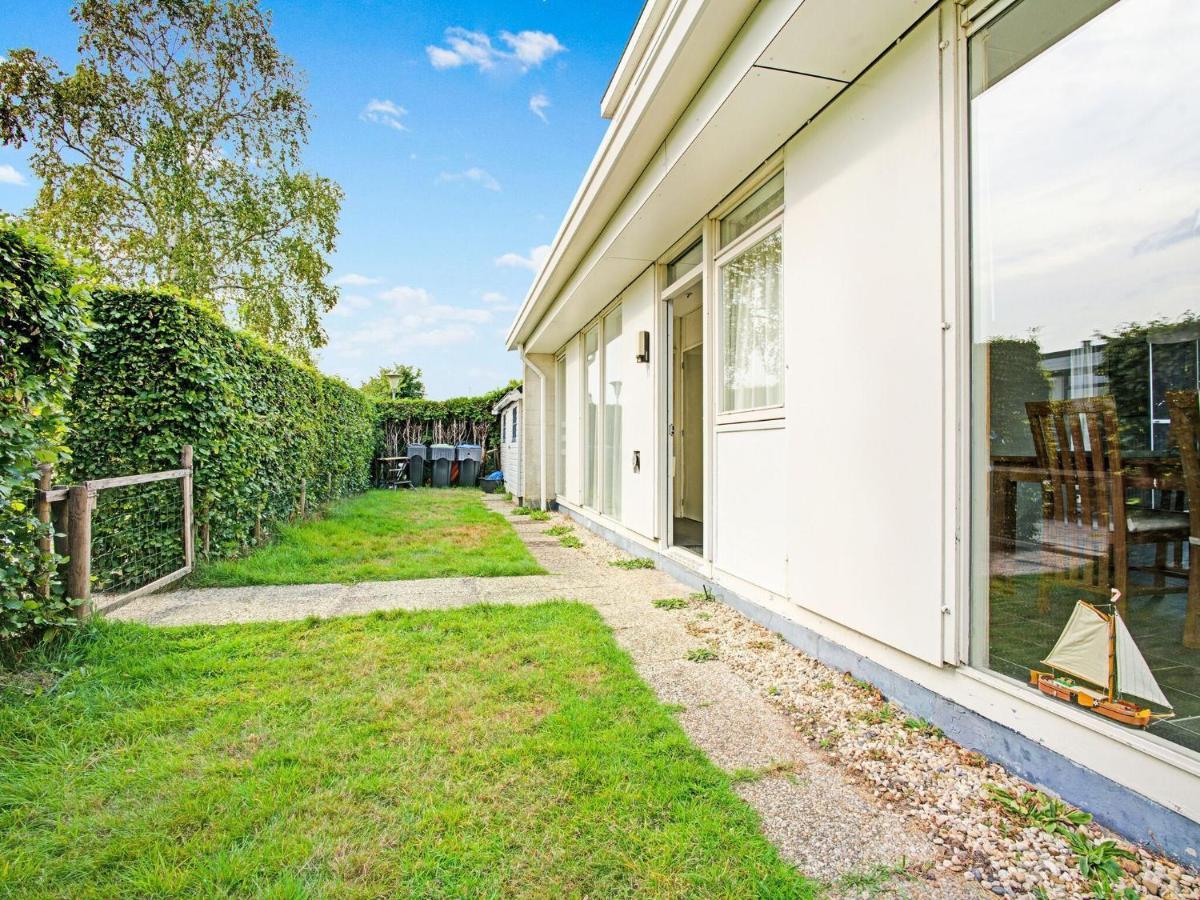 Waterfront Holiday Home With Jetty Boornzwaag over de Wielen 外观 照片